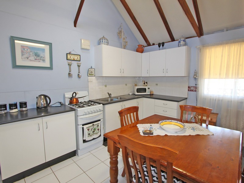 402 McMullins Road, Branxton NSW 2335