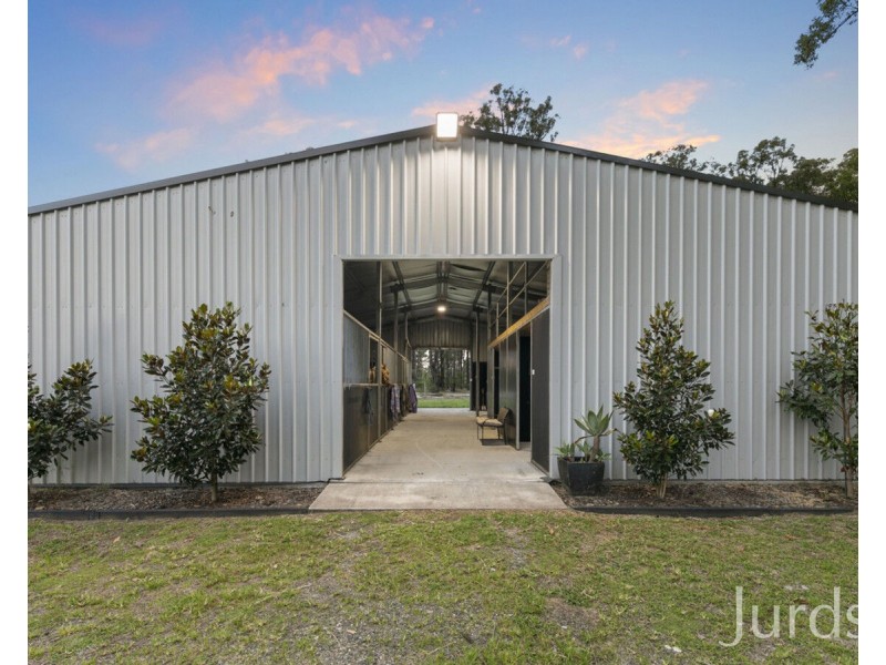 320 Lovedale Road, Lovedale NSW 2325