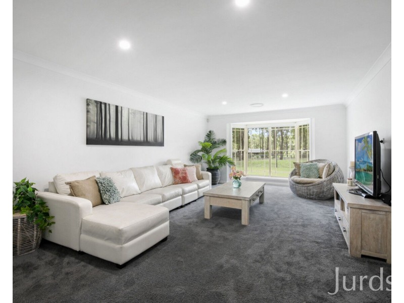 320 Lovedale Road, Lovedale NSW 2325