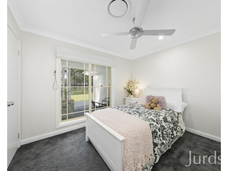 320 Lovedale Road, Lovedale NSW 2325