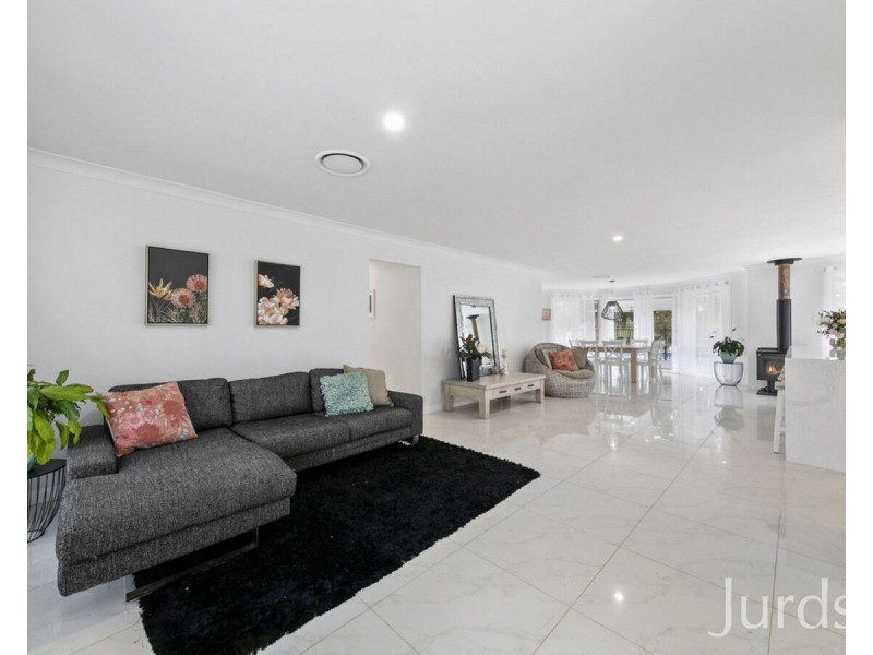 320 Lovedale Road, Lovedale NSW 2325