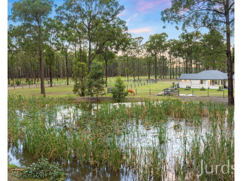 320 Lovedale Road, Lovedale NSW 2325