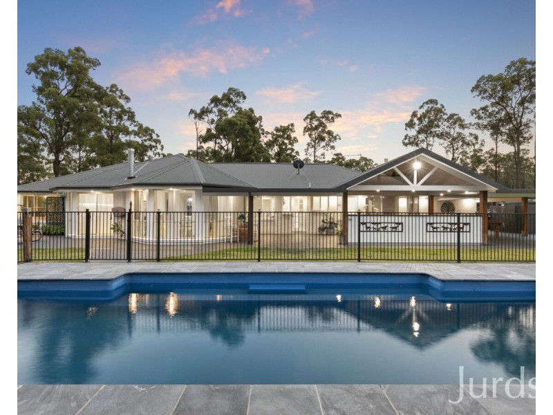 320 Lovedale Road, Lovedale NSW 2325