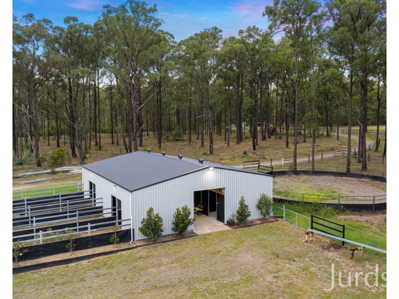 320 Lovedale Road, Lovedale NSW 2325