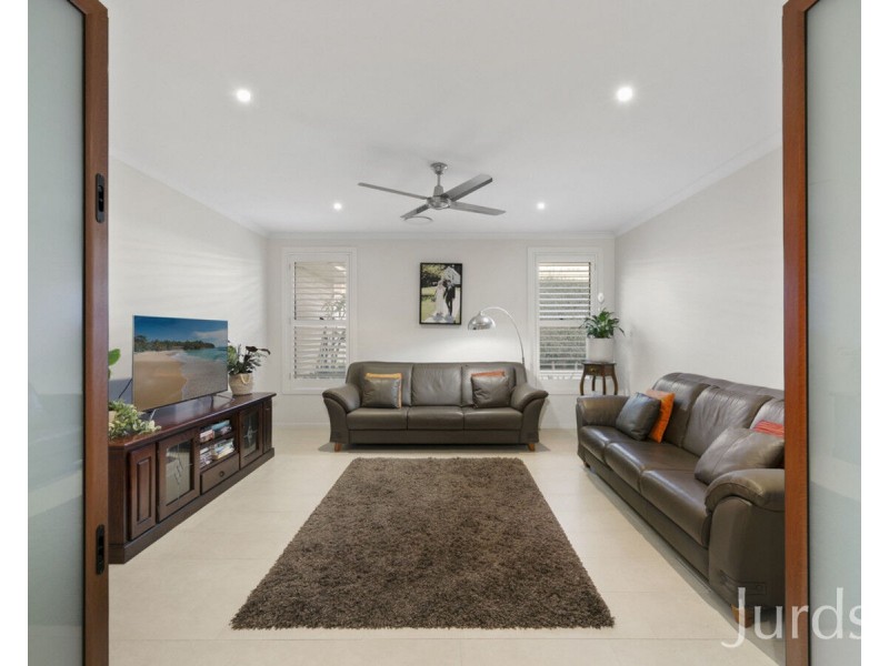 8 Drayton Grove, Cessnock NSW 2325