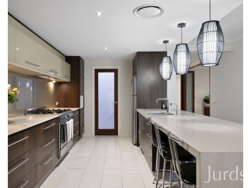 8 Drayton Grove, Cessnock NSW 2325