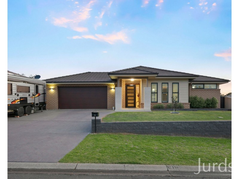 8 Drayton Grove, Cessnock NSW 2325