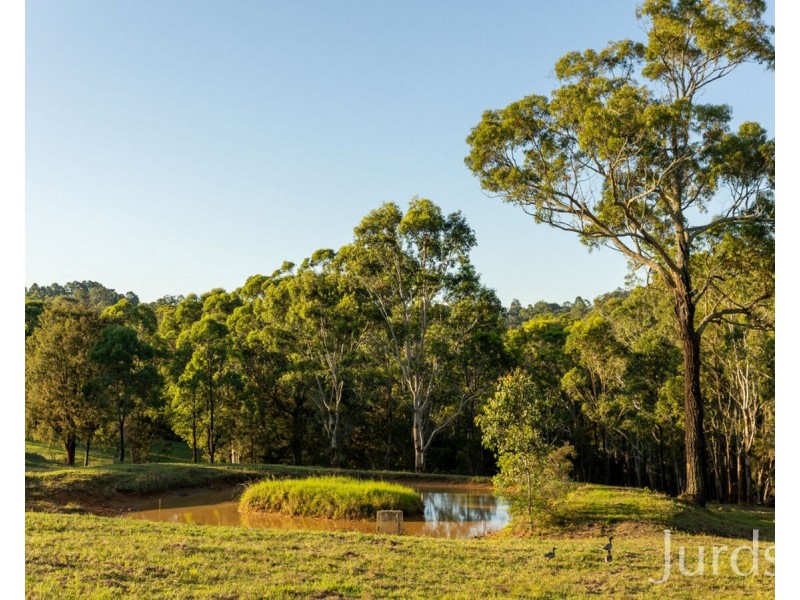 112 Wollong Road, Quorrobolong NSW 2325