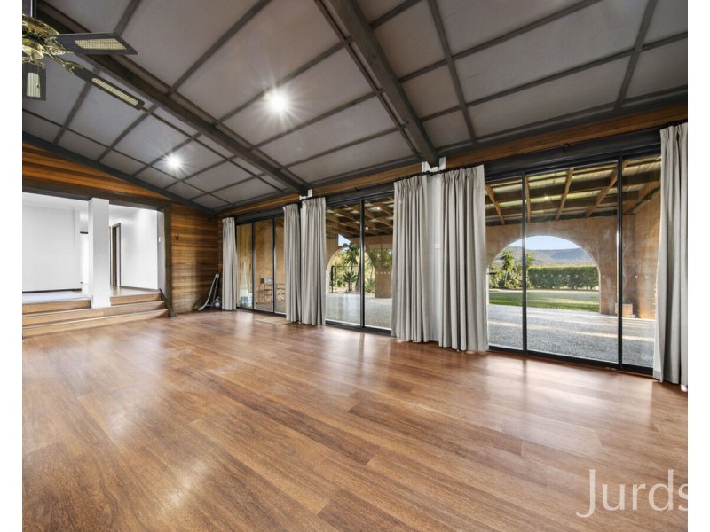 112 Wollong Road, Quorrobolong NSW 2325