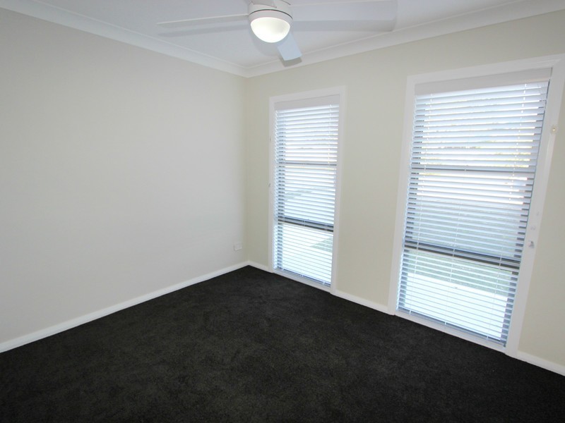 2/1 Elizabeth Street, Cessnock NSW 2325