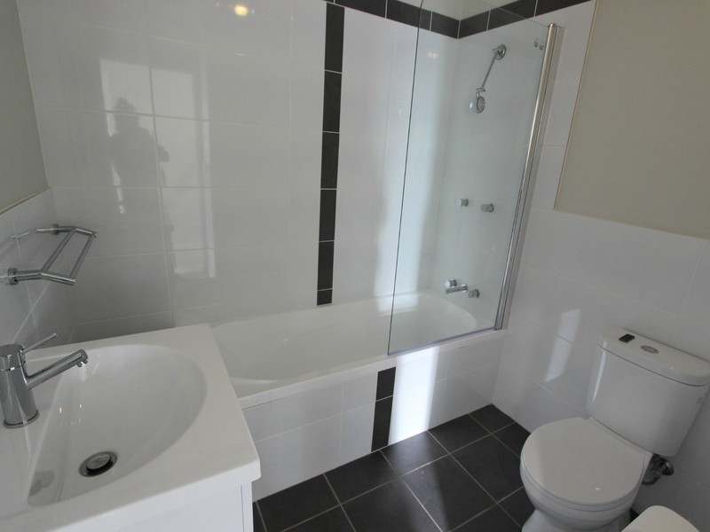2/1 Elizabeth Street, Cessnock NSW 2325