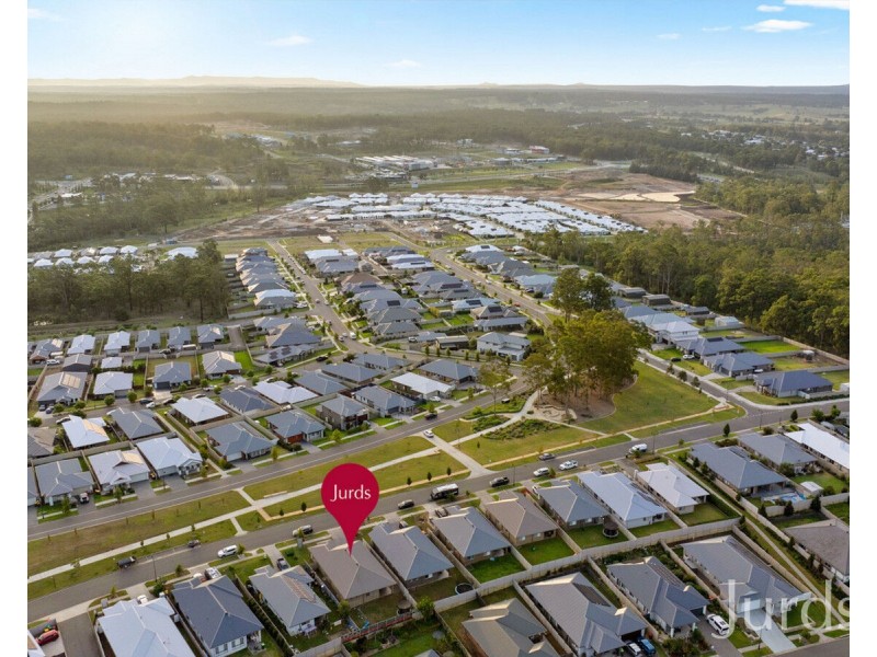 99 Tooze Circuit, North Rothbury NSW 2335