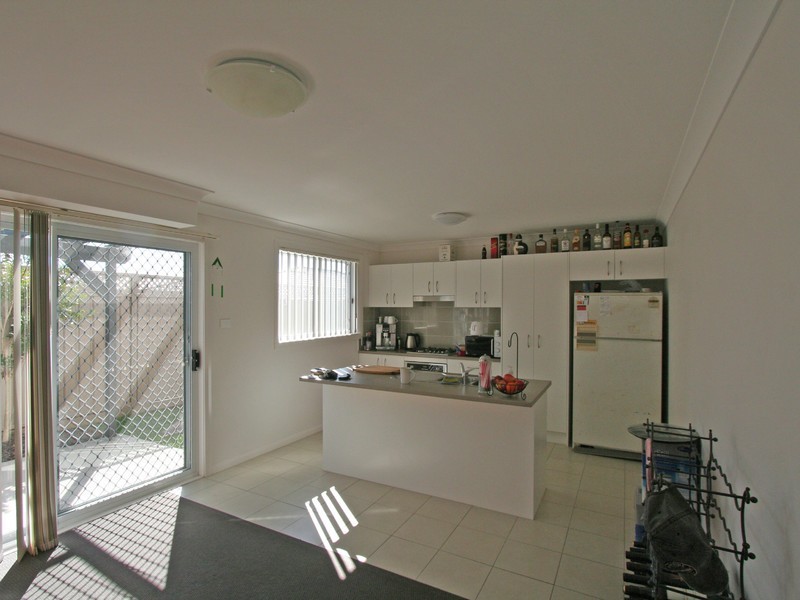 2/16 Chidgey Street, Cessnock NSW 2325