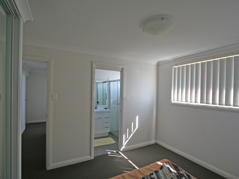 2/16 Chidgey Street, Cessnock NSW 2325