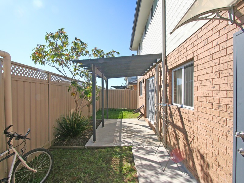 2/16 Chidgey Street, Cessnock NSW 2325