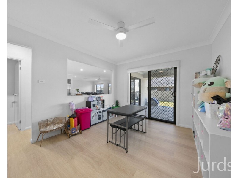 19 Wren Way, North Rothbury NSW 2335