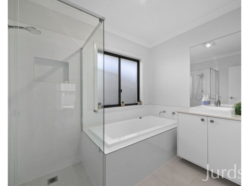 19 Wren Way, North Rothbury NSW 2335