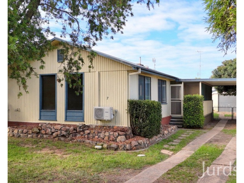 7 Rathmines Avenue, Cessnock NSW 2325