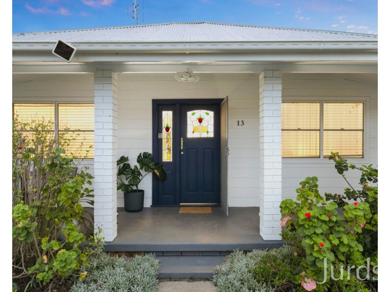 13 Margaret Street, Cessnock NSW 2325