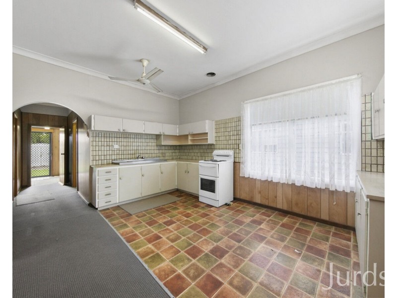 10 Comfort Avenue, Cessnock NSW 2325