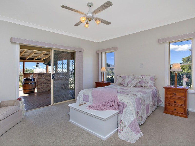 101 Knockfin Road, Luskintyre NSW 2321