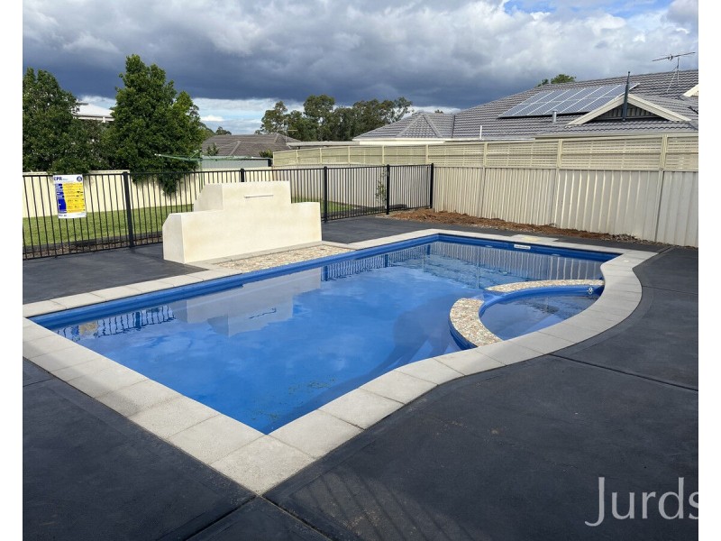 21 Cabernet Grove, Cessnock NSW 2325