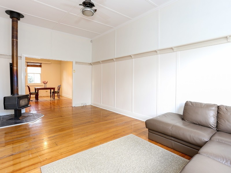 8 King Street, Cessnock NSW 2325