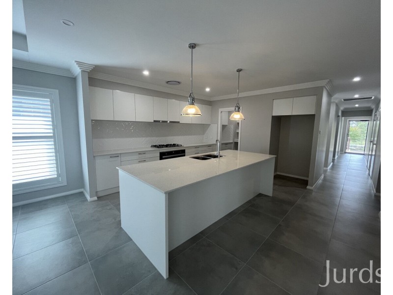 8 Haines Lane, North Rothbury NSW 2335