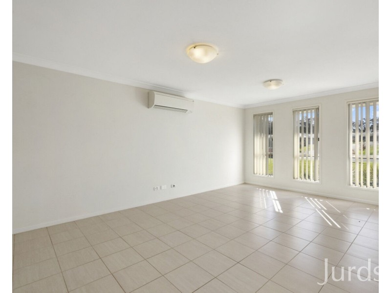 39 Trebbiano Drive, Cessnock NSW 2325