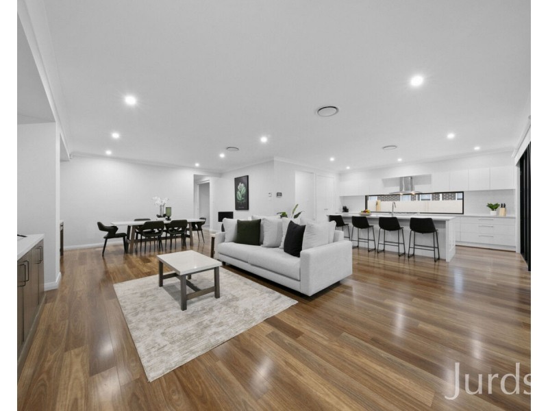 52 Cheetham Crescent, North Rothbury NSW 2335