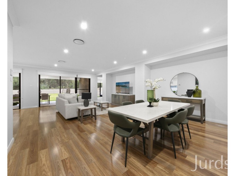 52 Cheetham Crescent, North Rothbury NSW 2335