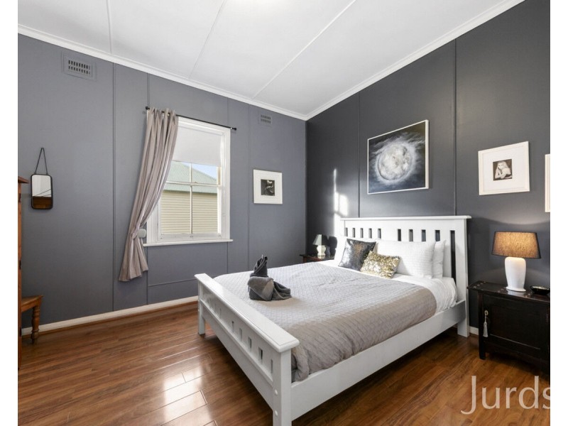 16 Charlton Street, Cessnock NSW 2325