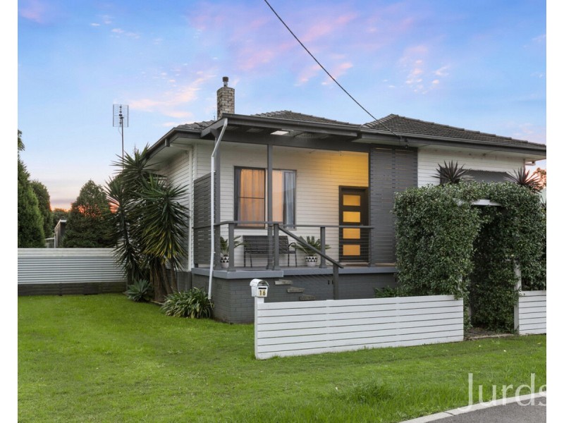16 Charlton Street, Cessnock NSW 2325