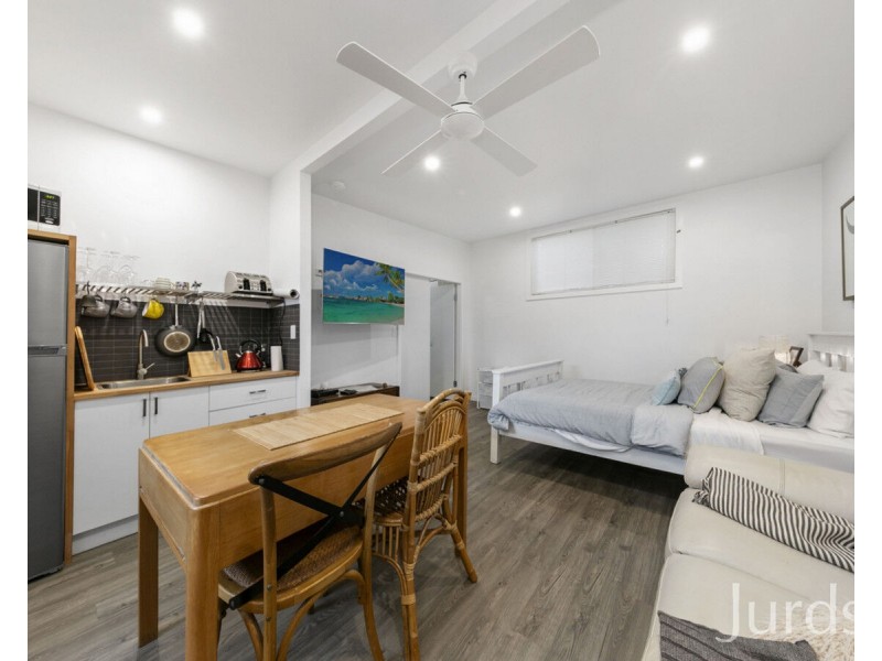 16 Charlton Street, Cessnock NSW 2325