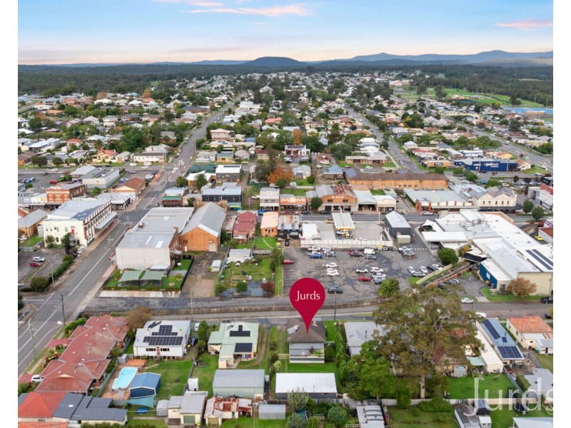 16 Charlton Street, Cessnock NSW 2325