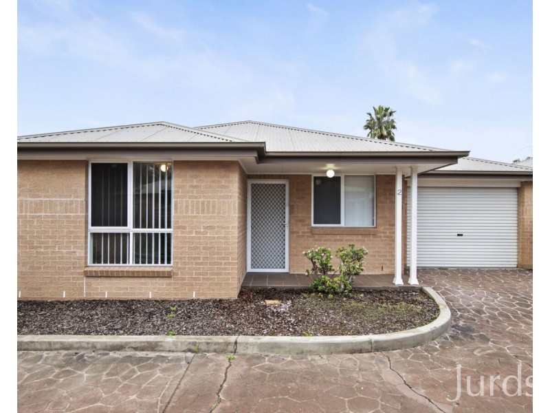 2/1 Desmond Street, Cessnock NSW 2325