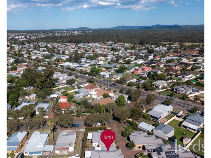 2/1 Desmond Street, Cessnock NSW 2325