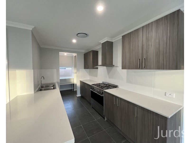 47 Cheetam Crescent, North Rothbury NSW 2335