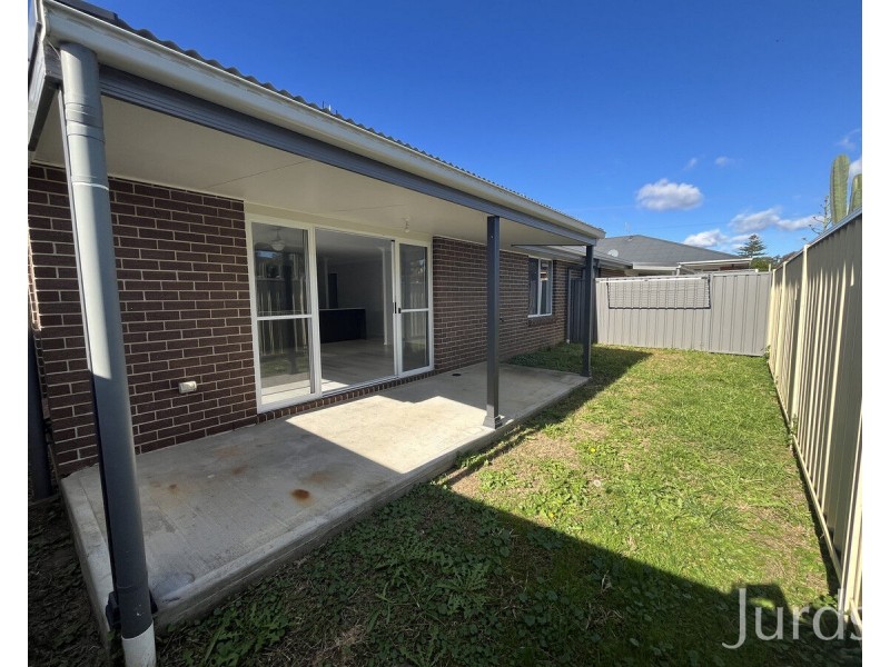 1/12B Charlton, Bellbird NSW 2325