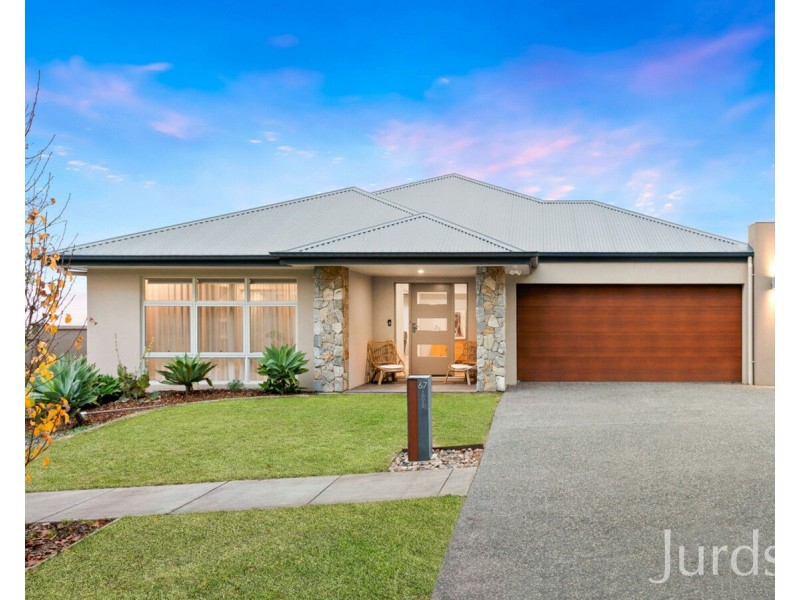 67 Tooze Circuit, North Rothbury NSW 2335