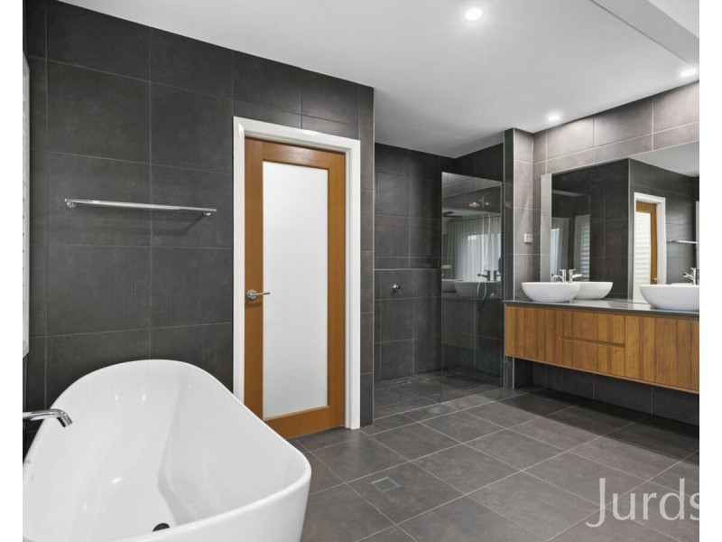 67 Tooze Circuit, North Rothbury NSW 2335