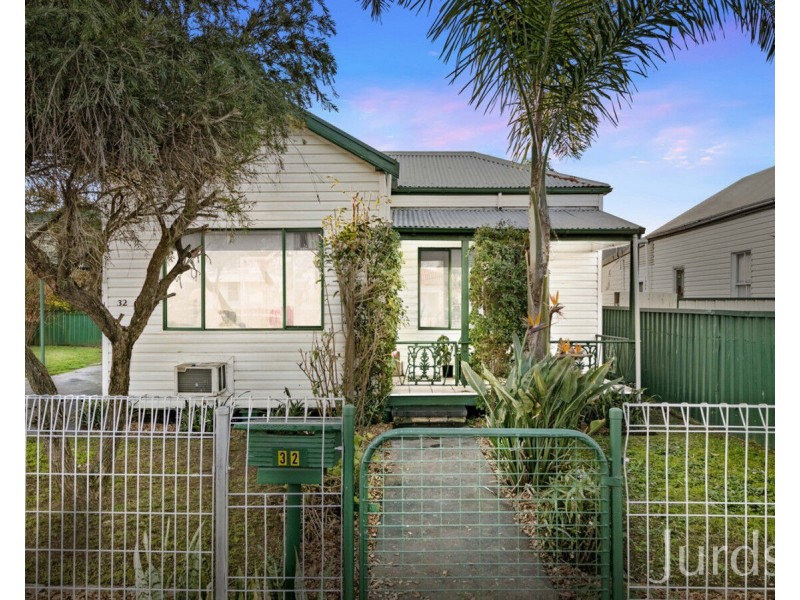 32 Mount View Road, Cessnock NSW 2325