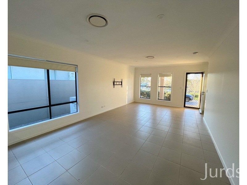 4 Haines Lane, North Rothbury NSW 2335