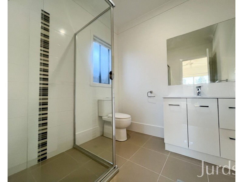 4 Haines Lane, North Rothbury NSW 2335