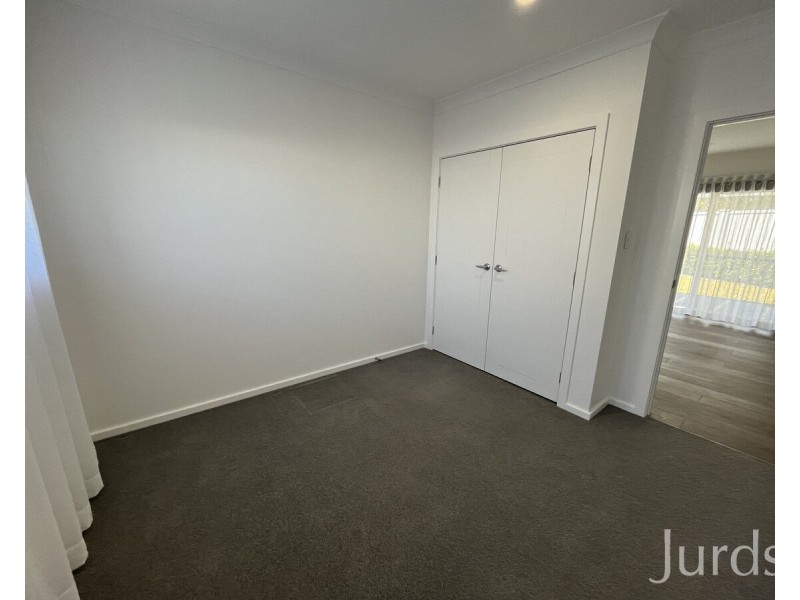 18 Peachy Avenue, North Rothbury NSW 2335