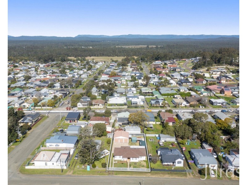 39 Edith Street, Cessnock NSW 2325