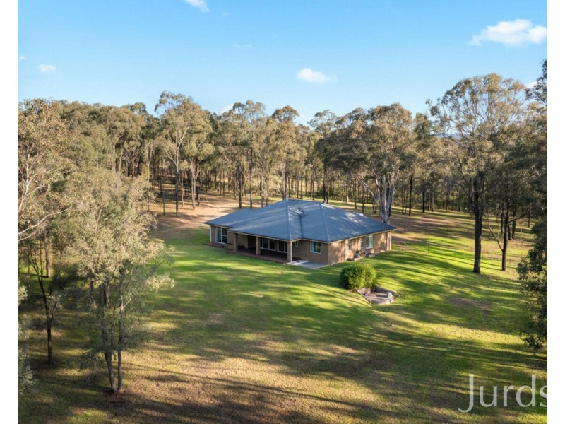 26 The Ballabourneen, Lovedale NSW 2325