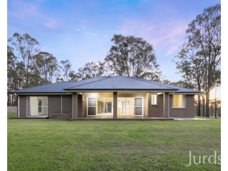 26 The Ballabourneen, Lovedale NSW 2325