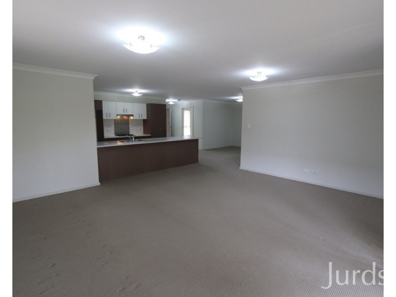 24 Chablis Drive, Cessnock NSW 2325