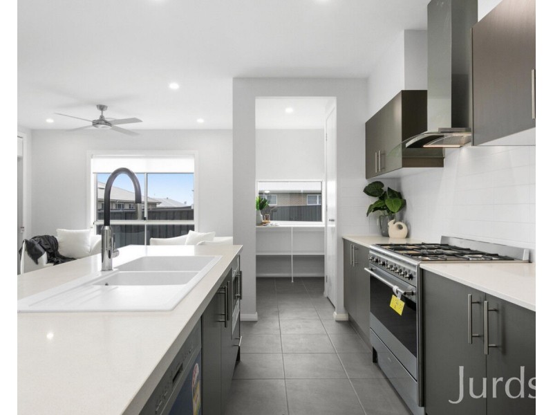 36 Camargo Circuit,, Heddon Greta NSW 2321